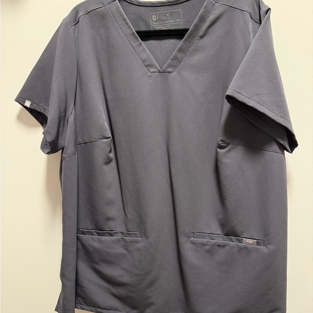 Figs Charcoal Technical Collection Top and Bottom Scrub Set